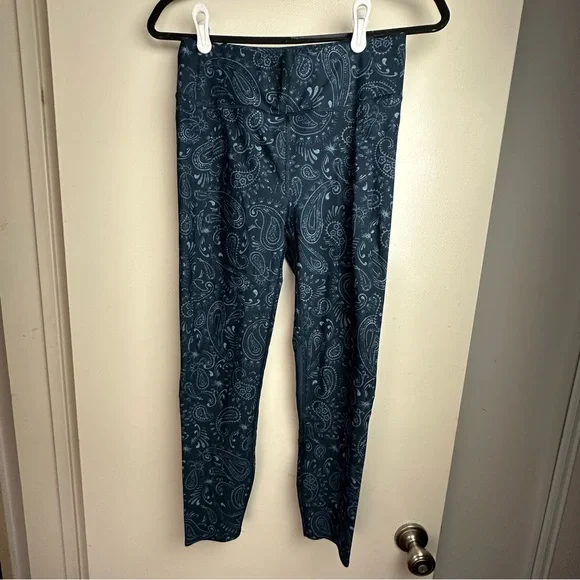 Sweaty Betty Lot Of 2;Blue & Teal Zero Gravity Bum Sculpturing 7/8Leggings NWT M